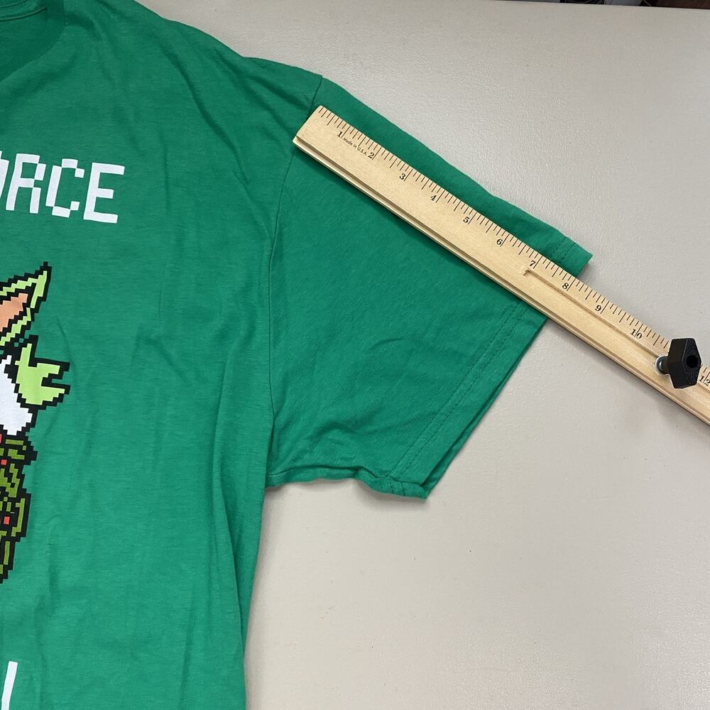 Star Wars T Shirt Mens 2XL Mandalorian Grogu Merry Force Be With You Christmas - Picture 3 of 9